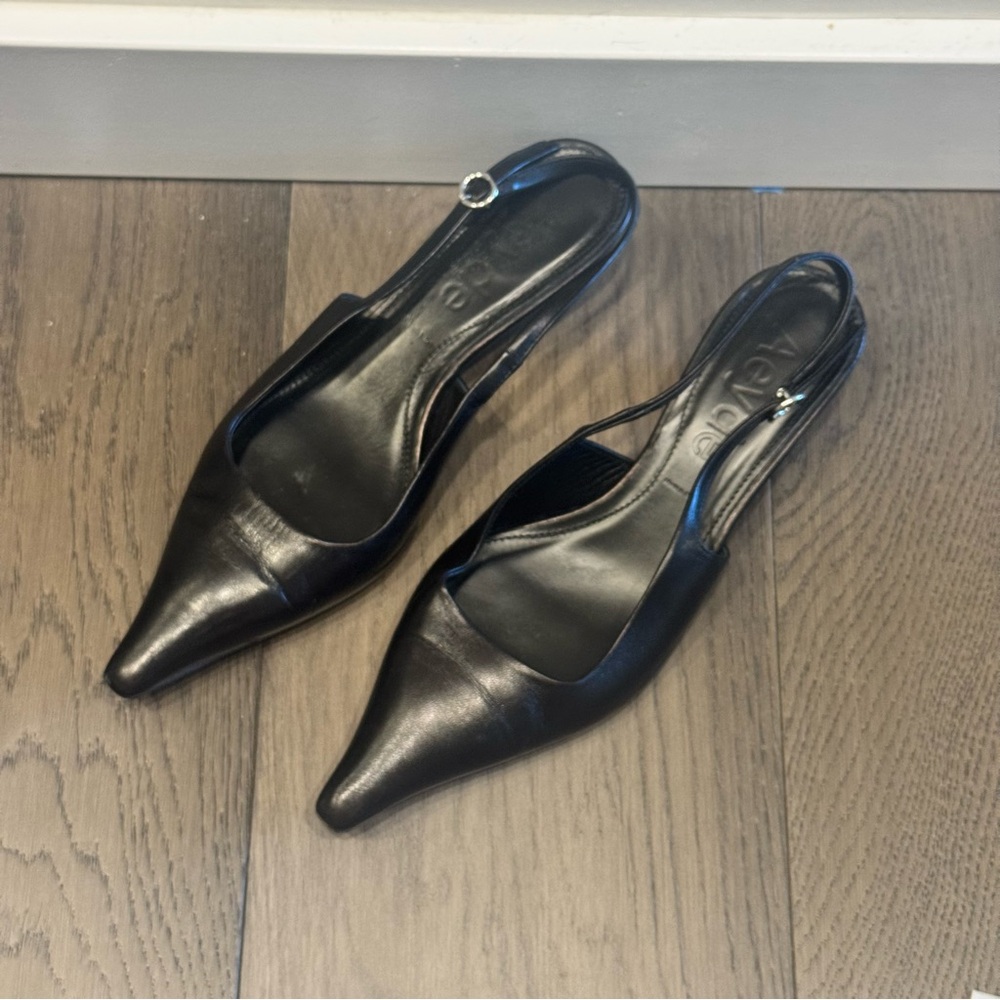 Aeyde Catrina Black Leather Pointed Kitten Heel Women's Slingback Shoes